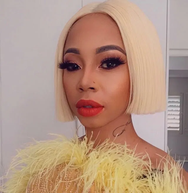 LuyandaNgwane96's tweet photo. Tune in to @inanda884fm on #TheBusinessClass at 14:40pm as we will be talking to @KellyKhumaloZA about her journey in the music industry as a woman and the challenges that she had faced through her music career as well as how she overcame them.
#WomensMonth
#CreativeWednesday https://t.co/Z0e97VL1Lp