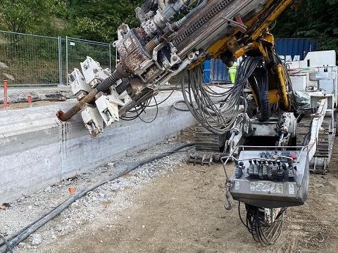StradeAnas's tweet photo. Avanza il piano #Anas “Rientro Strade” per continuità territoriale di 6.500 Km di ex statali su tutto il territorio nazionale.
Qui in #Liguria su #SS334 "del Sassello" investimento di 1,6 Mln/€.
Dopo #EsodoEstivo2020 ulteriori interventi per 3 Mln/€.
https://t.co/VQKhEQLFOF https://t.co/5xfQck1oYR