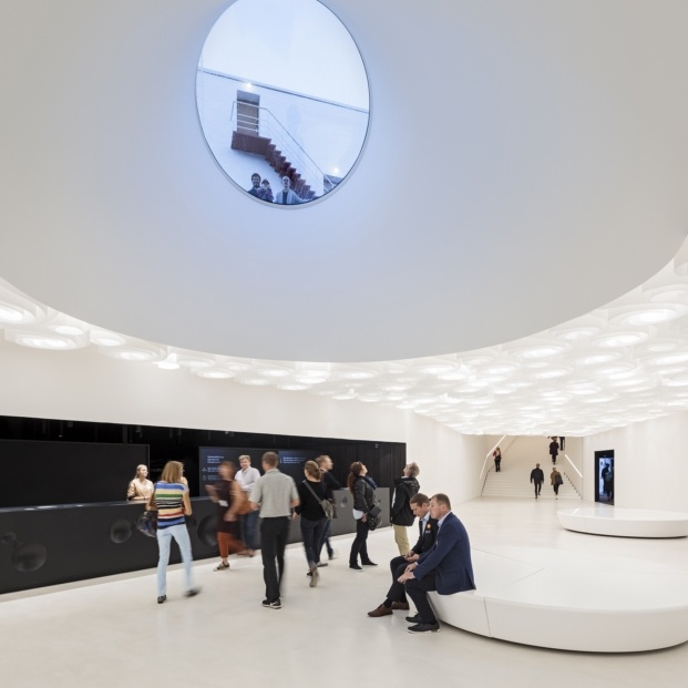 themastermakers's tweet photo. Are you curious? 👀
Then good, as these odd-looking windows belong to the Amos Rex Museum (Helsinki, Finland).
You have the whole museum to discover!
An inspiring work from @Steven Holl Architects .
#MasterRetail #MrSmith #Art #Museum #Architecture #Design #Scandinavian #Inspo https://t.co/MS46lXgJwY