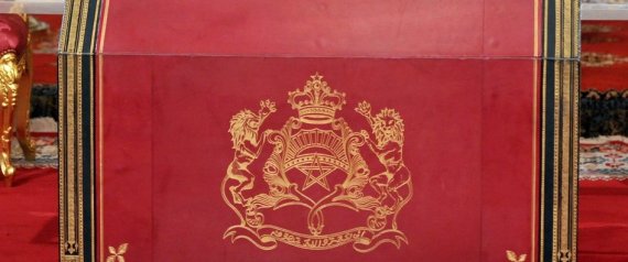 LegalFlash's tweet photo. Opérationnalisation des Hautes Orientations Royales contenues dans le discours du Trône https://t.co/kKRRSPlAlF https://t.co/vpKFzwQgfo