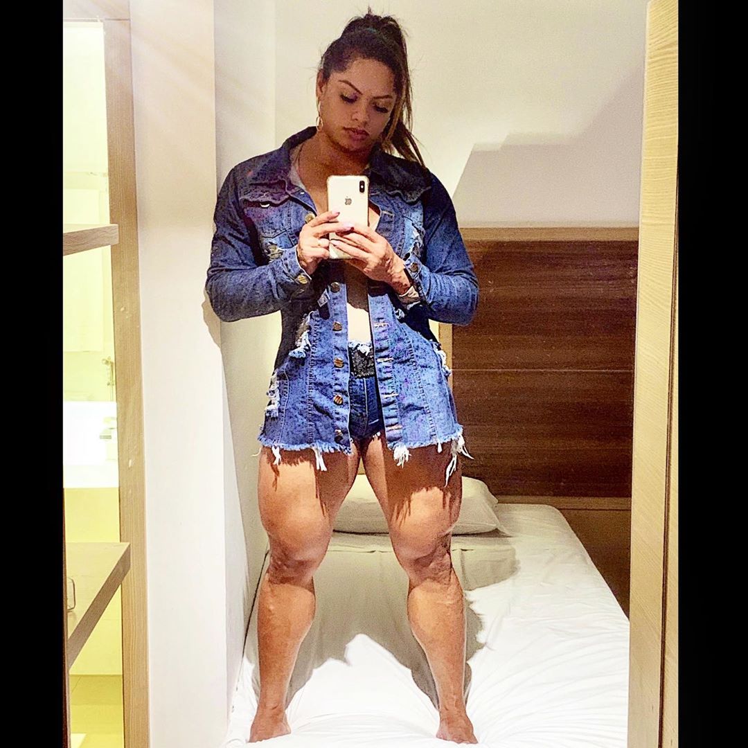 Female Muscle Fan on X: Marclene Cabral t.coF2B2sxb14J  X