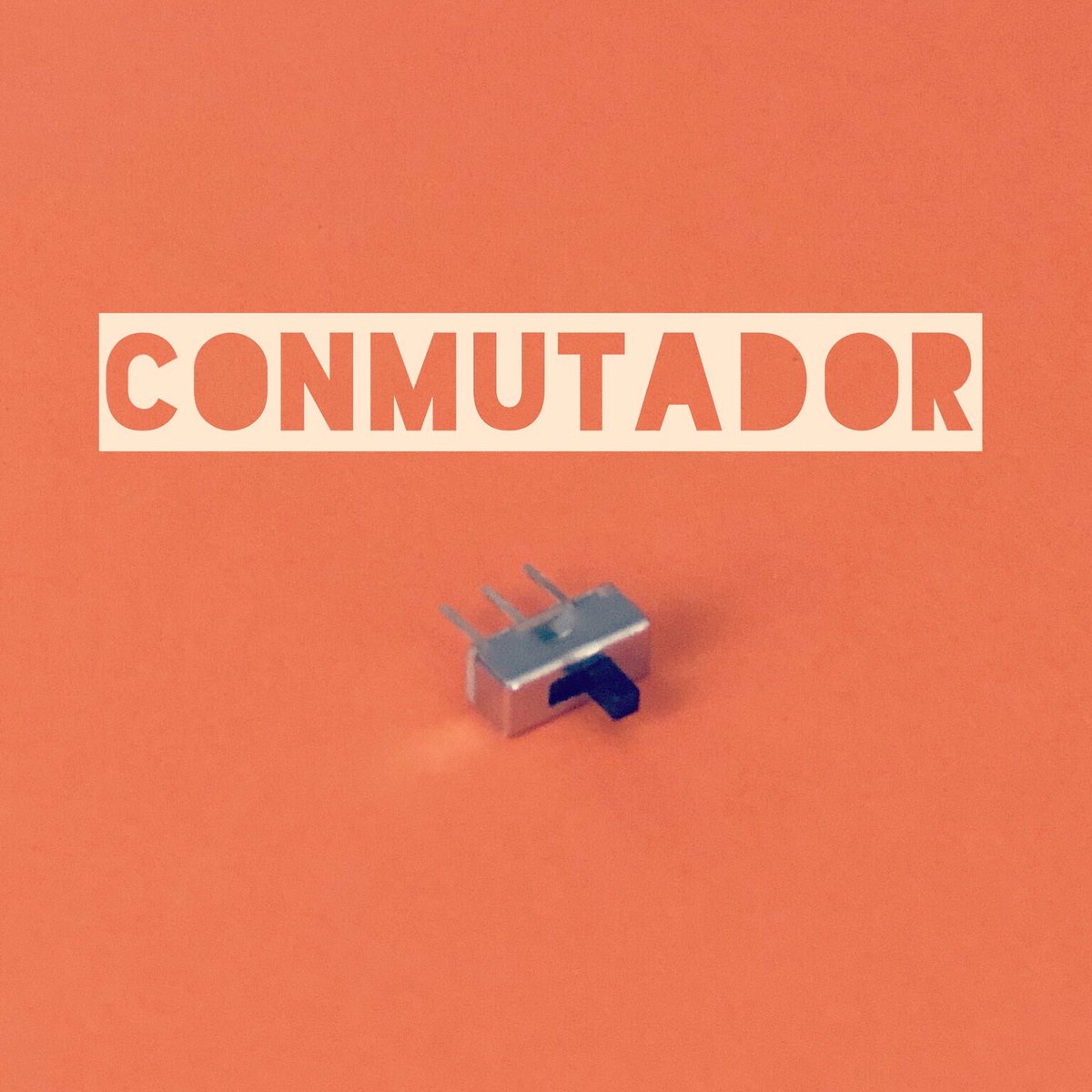 ClassRobo's tweet photo. El #conmutador #electrónico es un elemento que permite conmutar entre varios subcircuitos. Típicamente se utiliza para activar o desactivar la alimentación de un circuito, permitiendo o no el paso de corriente #roboclass #electrónica #electronics #circuit #switch #componente https://t.co/gbDAkwZ829
