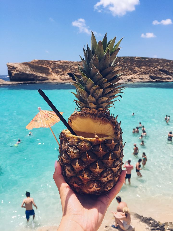 Tiwel_Spain's tweet photo. ¡No hay mar... que por bien no venga! #summerlovin 🍹🍍 》 https://t.co/37Cl1LolJd
•
#piña #pineapple #beachlife #summervibes #summer2020 #piñacolada #fruitylicious #ananas #pineappleday https://t.co/QBa33vKB71