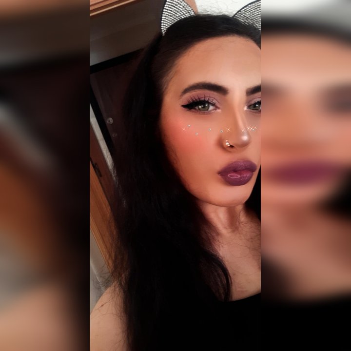 bbbrn7676's tweet photo. Birde beni yeşil gözlerle görün uffff 😁 #finansalköle #köle #ayakfetisi #femdom #fetis #bdsm #bondage #dominant #submissions #skype #mistress #mazosizm #sadizm #trample  #findom #sahibe #bdsm https://t.co/Hpez2GEYiU https://t.co/Oe4mINn14d
