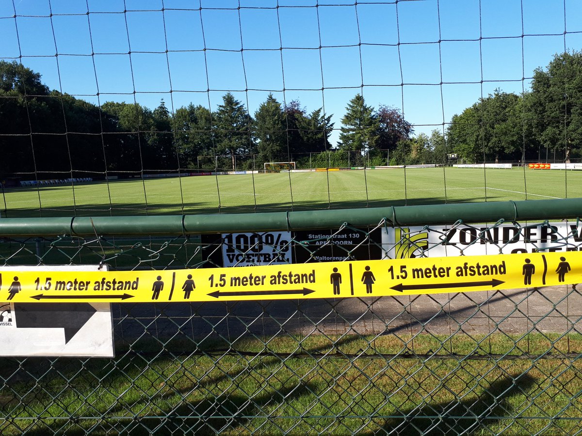 Volgende halte: <a href="/svwissel/">s.v. Wissel</a>, waar <a href="/PECZwolle/">PEC Zwolle</a> en <a href="/AZAlkmaar/">AZ</a> elkaar om 19.00 uur treffen. Lam staat centraal achterin, Van Duinen in de spits. Nakayama op '6' en Van Polen op de bank. #azpec