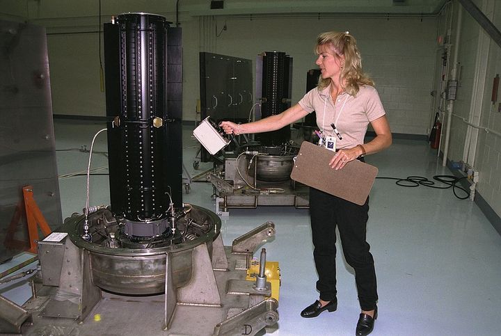 nuclearsciweek's tweet photo. Nuclear Science and technology powers space missions like @NASAPersevere. Explore 3D models and learn about RTGs here: https://t.co/KQKYsmrYy9 #RTGs #nuclearinspace #NASA #CassiniProbe https://t.co/4t5Vce0AX9