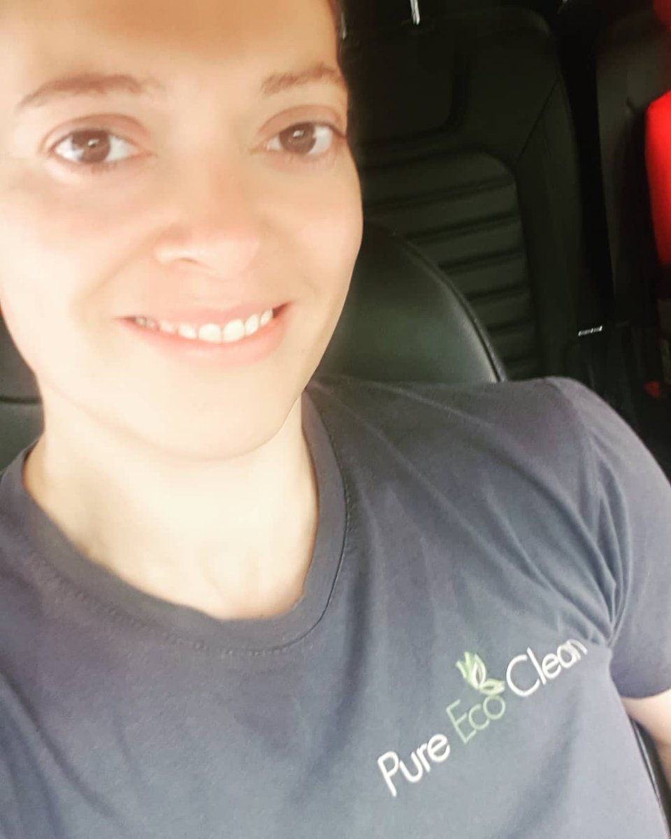 PureEcoClean's tweet photo. A massage after delivering Masks? Yes please!!! 😊 Just had the most amazing massage with Holly of Hol Therapy based at Adam and Eve Hair in Yattendon If you've not booked in yet, you're missing out! 
.
#supportlocal #naturalhealth #massage #thatcham #NEWBURY #berkshire #cleaning https://t.co/GUDdLDQXzm