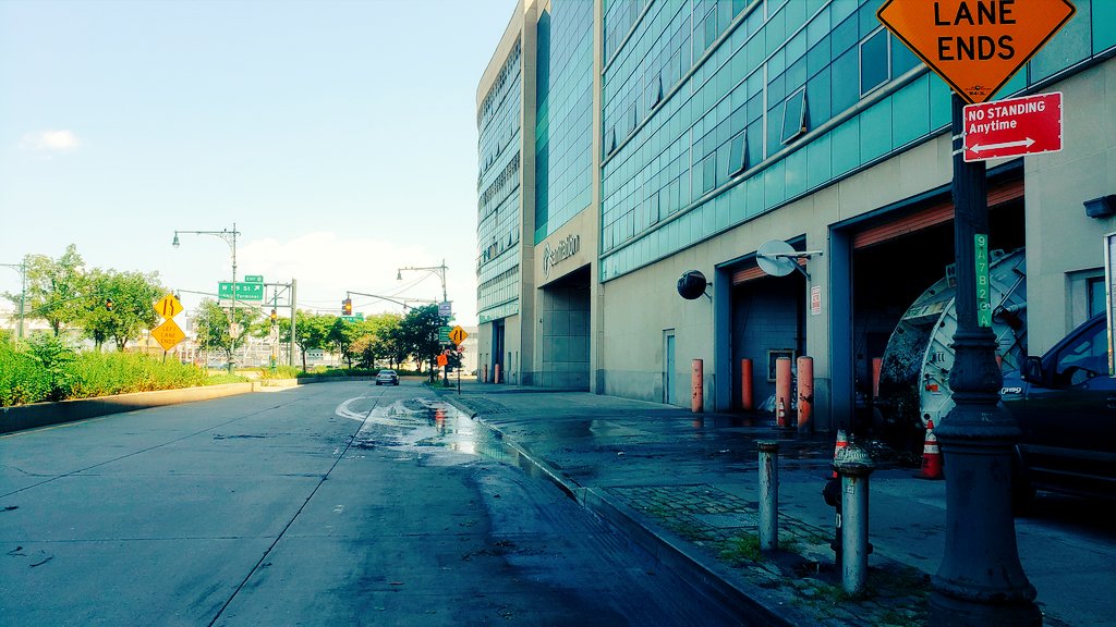 Matt_McCarthy00's tweet photo. GARBAGE: Continuing non-story of #PandemicallySoft Guy jogging has him wheezing past @NYCSanitation garage. They fight the good fight. Beach schmeach! π. 2 miles on day 16 of 25. Legs beginning to cooperate. #FueledByDisgust & dedicated to @Cooperdc23 & @snackattk. #CoopSnack https://t.co/Wp7A98nsy9