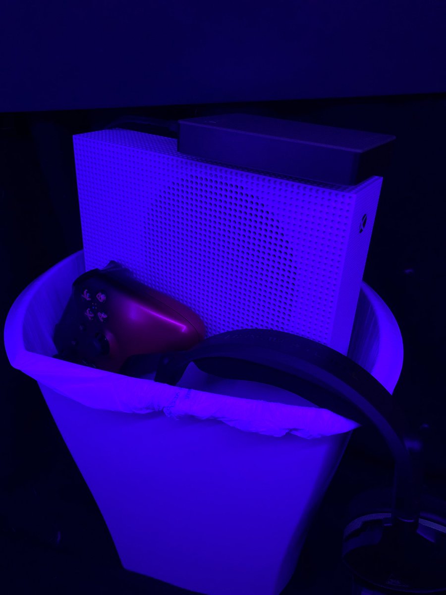 Goddess0091's tweet photo. Well my Xbox finally died BUT I am officially switching to PC! Hopefully I will be back to streaming and gaming within a couple weeks! 
•
•
•
•
•
#xbox #xboxone #xboxgamers #twitch #twitchstreamer #twitchaffiliate #girlstreamer #streamer #gamestreaming #pcgaming #pcgamer https://t.co/TTFWcIskhG