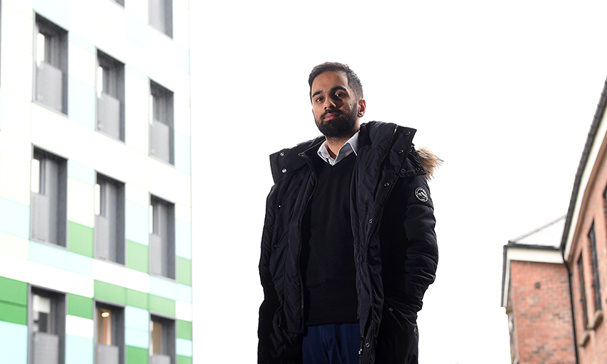 cardiffmet's tweet photo. Find out how @aamircdf studied BA (Hons) Media &amp; English and is now an award winning journalist! 👏https://t.co/Qi5UiKJkK8 

See where our unique joint honours @Humanities_CMet degrees in Creative Writing, Drama, English &amp; Media can take your career. Secure your place today! https://t.co/Hv4CK6YB7i