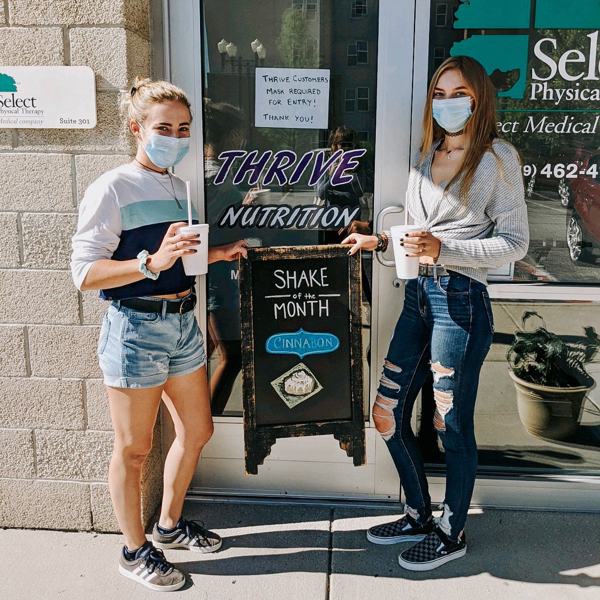 thrivevalpo's tweet photo. we’re proud to support the #maskupvalpo campaign! here at thrive, we’re looking forward to everyone making a safe &amp; healthy return to valparaiso this fall 💜💚 https://t.co/ylEByYrgx7