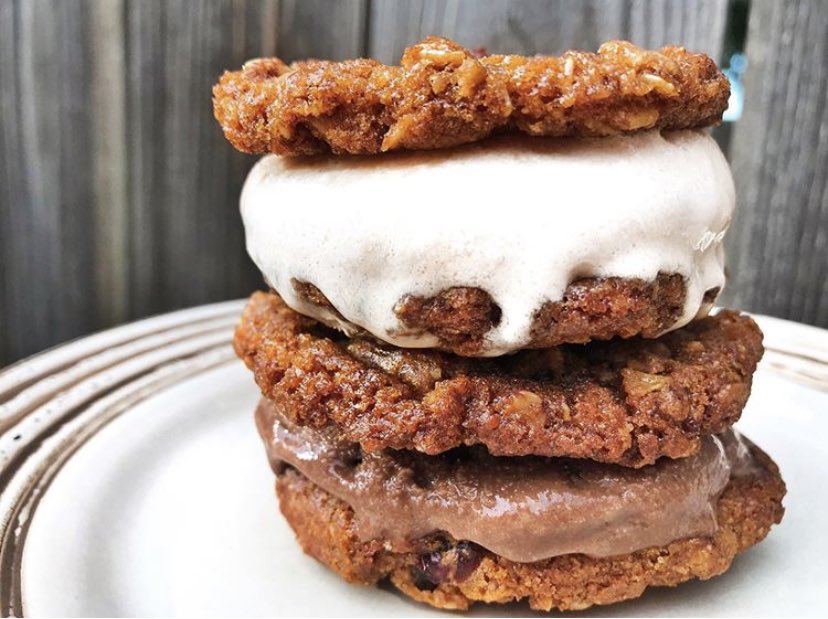 Did you know you can order our cookie dough through <a href="/justdessertsokc/">Just Desserts OKC</a> and get their ice cream and do absolutely heavenly things like this? I think you should, just give them a visit 😋 #okcvegan #theloadedbowlokc #downtownokc #okcfarmersmarketdistrict