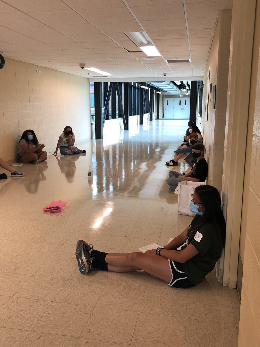 Stucoknight's tweet photo. Cassidy leads Two truths and a lie at the the IB/AP work shop! We’ve got some good liars! https://t.co/aSaedWCa3W