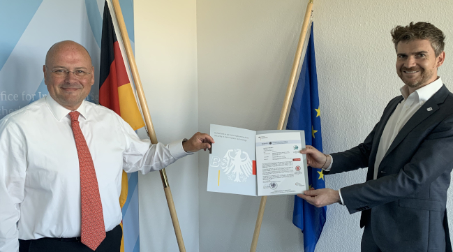 BSI_Bund's tweet photo. Nummer 4: Das CC-Zertifikat für das Smart-Meter-Gateway der @Theben_AG belegt erneut, dass hohe Sicherheitsanforderungen, die wir im Sinne der VerbraucherInnen aufgestellt haben, erfüllt und umgesetzt werden können. https://t.co/QQaQzmylAb #DeutschlandDigitalSicherBSI https://t.co/PlRKMbzjo1