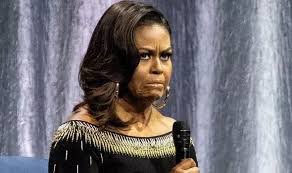 AuthorJoeNBrown's tweet image. “When IGNORANT folks want to ADVERTISE their IGNORANCE, you don’t really have to do ANYTHING. You just let them TALK”, #BarackObama. 

#IgnorantPeople being interviewed ~ 🤯 #MichelleKnows. #ShutYourMouth 🗣