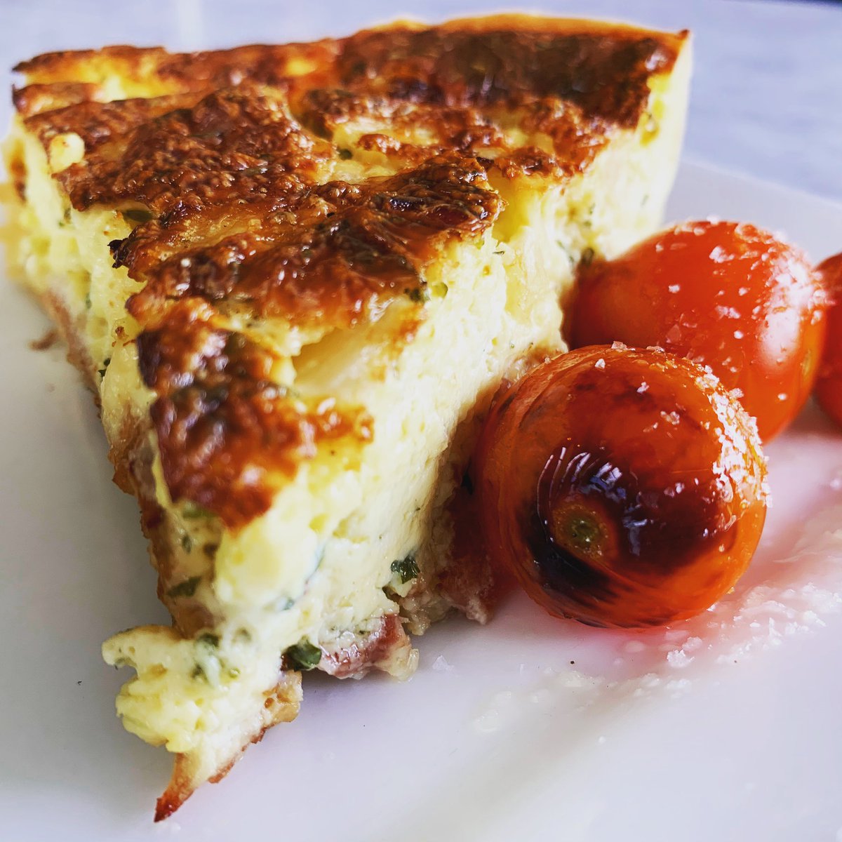 CottageBothell's tweet photo. Quiche! Impossibly light and fluffy, ours is 100% made in house...all the way down to the crust.
#bothell #beginatbothell #bothellwa #bothelleats #woodinville #kirkland #northcreek #kenmore #millcreek #bistro #breakfast #lunch #coffee #quiche #mornings #homemadequiche https://t.co/QFuBSM1OGJ