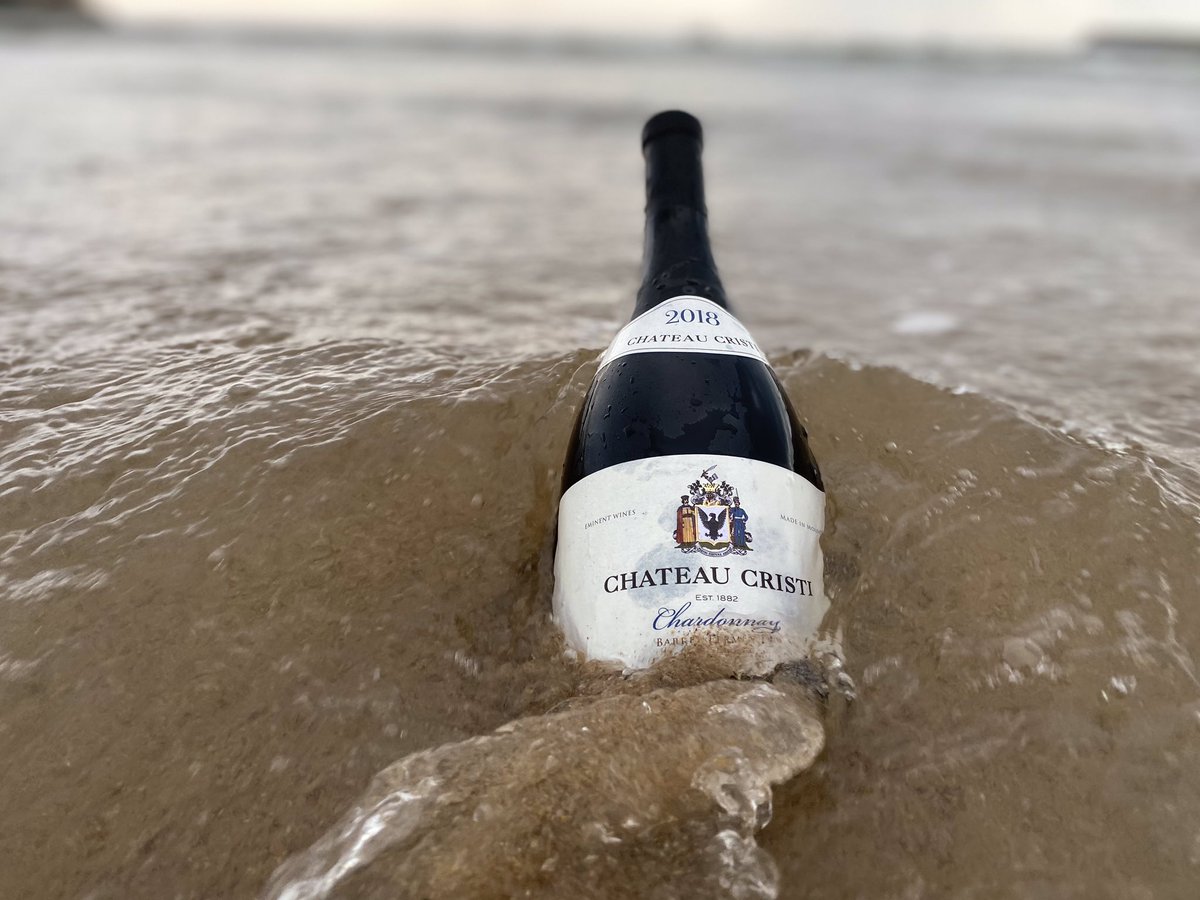 Adaiacob's tweet photo. Un fantástico Chardonnay barrica 2018 de Moladavia ! https://t.co/ixQ0lWVghn