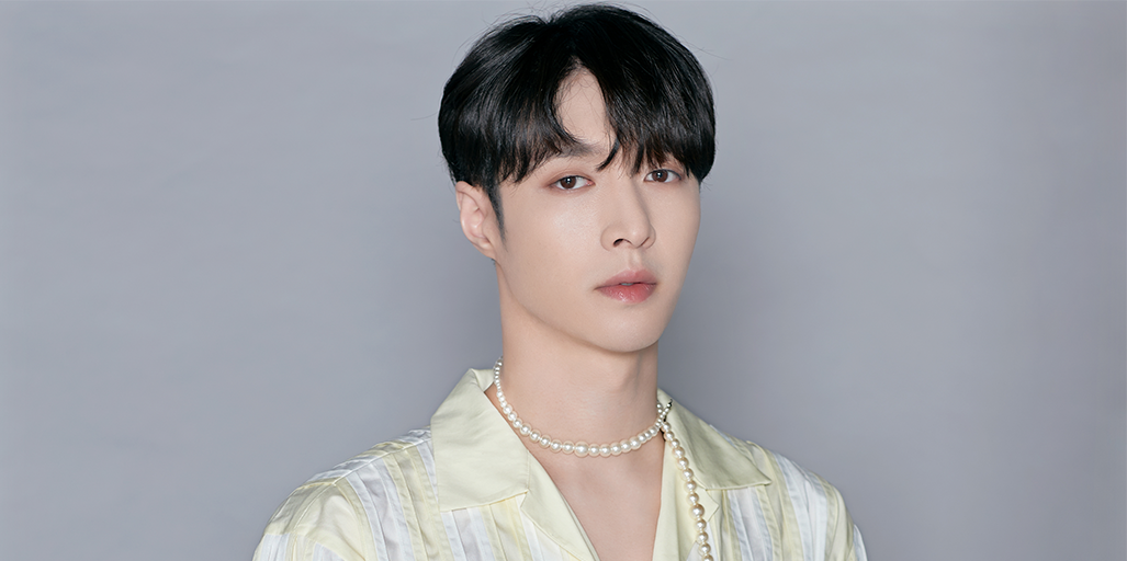 tmrwmag's tweet image. Xingmis, this sneak-peek is for you. Pre-order the ‘Lay Zhang’ issue now, before it’s too late… tmrwmagazine.com/shop/lay-zhang… @layzhang @lay_studio #layzhang #xingmis