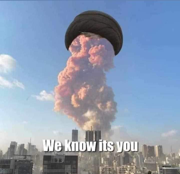 TABADT88's tweet photo. #Libano #PrayForLebanon #explosion #prayforbeirut #LebanonExplosion #weknowitsyou
We know its you
#حسن_نصرالله
#الله_لا_يوفقك https://t.co/HXCbfrfTq9
