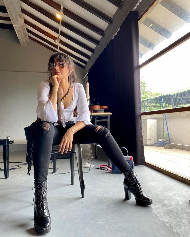 EeqBCrIUYAEhizr?format=jpg&name=medium