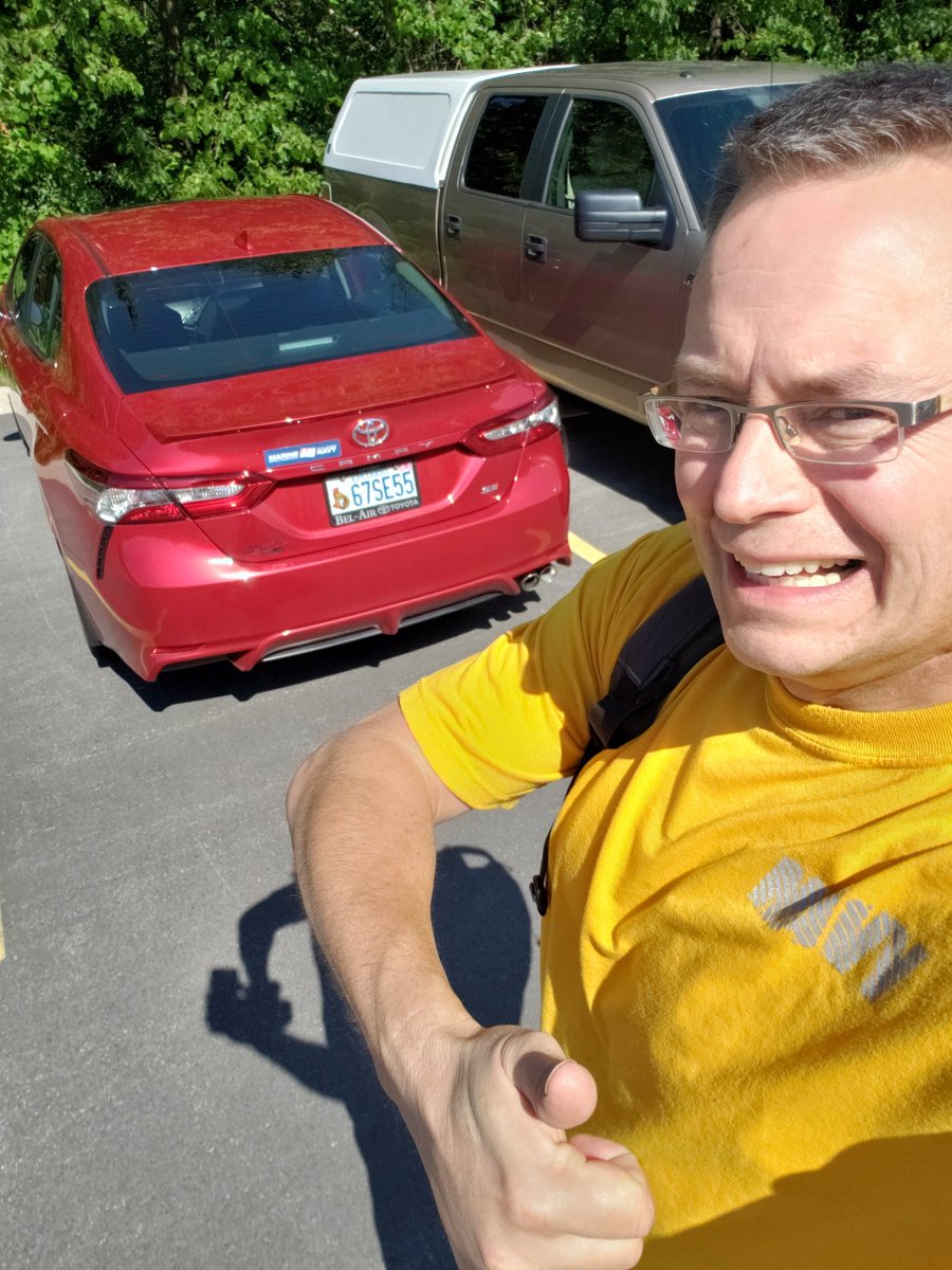 DepMilPersCom's tweet photo. Many in Naval Staff mock my Camry as voted most popular drive with grandparents since 1982...This #WTCW is about opportunity! When you register your non-Camry with Service ON, you can obtain your very own Ottawa Senators licence plate! Prove your loyalty new mbrs of Naval Staff!! https://t.co/8WsRIpxSkp