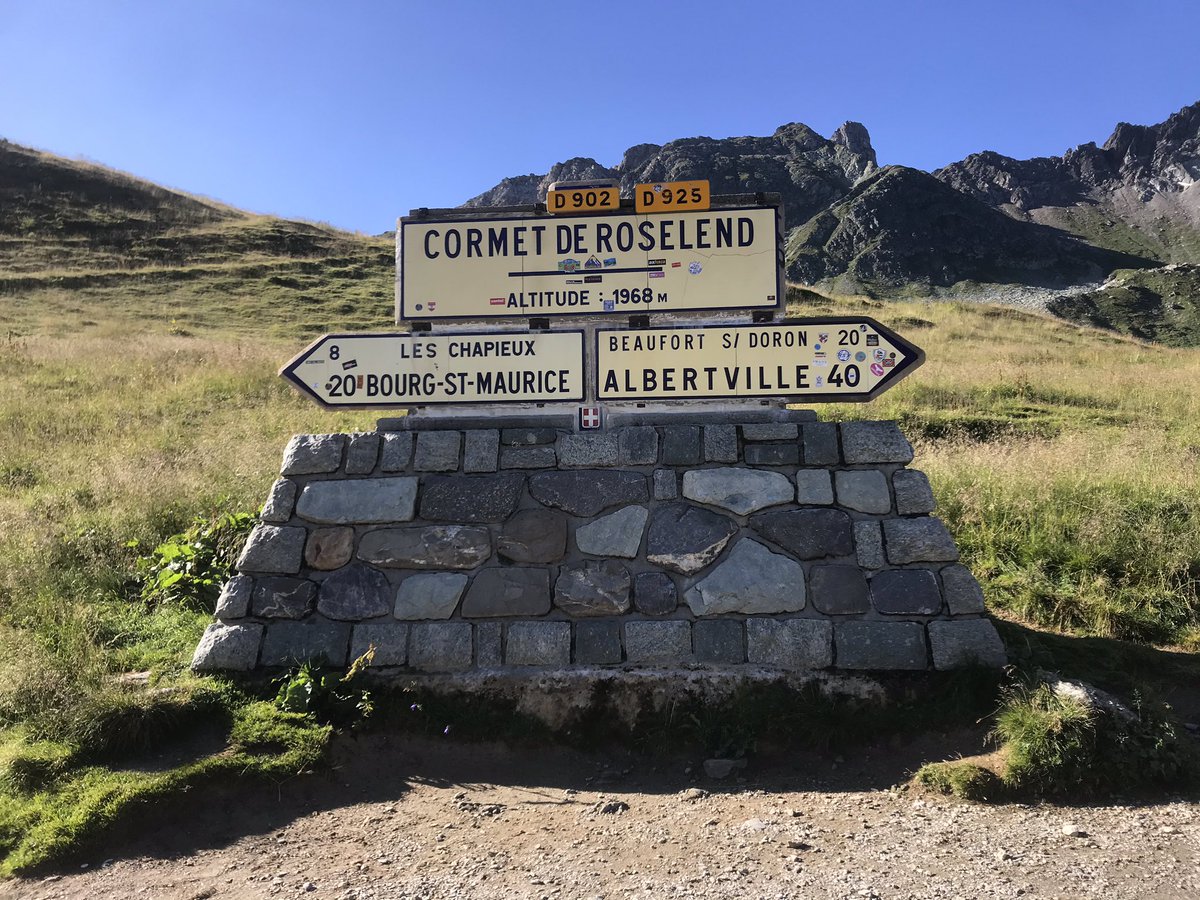VeloPerso's tweet photo. Another good day in high mountains with climbing #Roselend and #arc2000. Great roads to check #powermeter accuracy. #rotorbike #inspider #qrings #bourgsaintmaurice @VeloPerso @ROTOR_bike @TourSavoieMB https://t.co/IdmIbbJXcJ