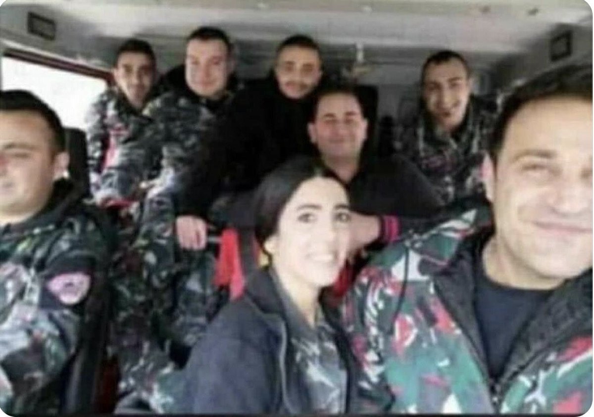 إستشهاد جميع عناصر الدفاع المدني - فوج بيروت الذين هرعوا إلى المرفأ لإطفاء الحريق الأول. 

#الصورة_الأخيرة #الرفاق #الأبطال
 #شهداء_الواجب #إنفجار_المرفأ #بيروت_منكوبة