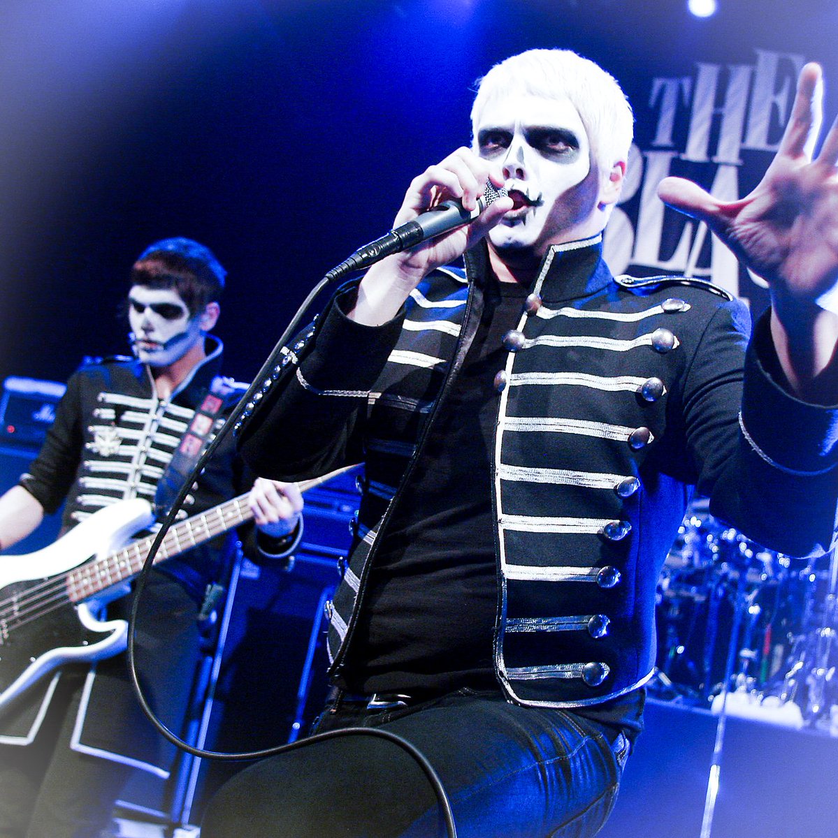 My chemical romance live. Группа my Chemical Romance. MCR Black Parade. Джерард Блэк парад. My Chemical Romance Black Parade.