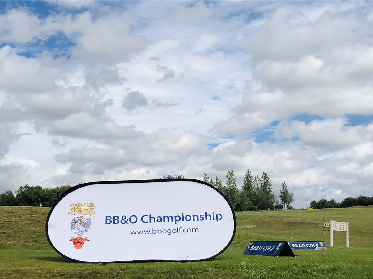 GreenkeepersKGC's tweet photo. Another busy day for the Juniors @KirtlingtonGolf ☀️⛳️ https://t.co/qa9tAqNmRs