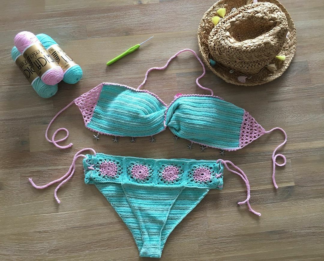 Lanascaricia's tweet photo. ¡Cómo nos gusta este bikini de @rmrchio! Está tejido con Caricia Perlés y es la labor perfecta del verano. Disfruta de la playa o la piscina con un bikini único https://t.co/rSsuqAo9oX #LanasCaricia https://t.co/cfJAgsrhP1