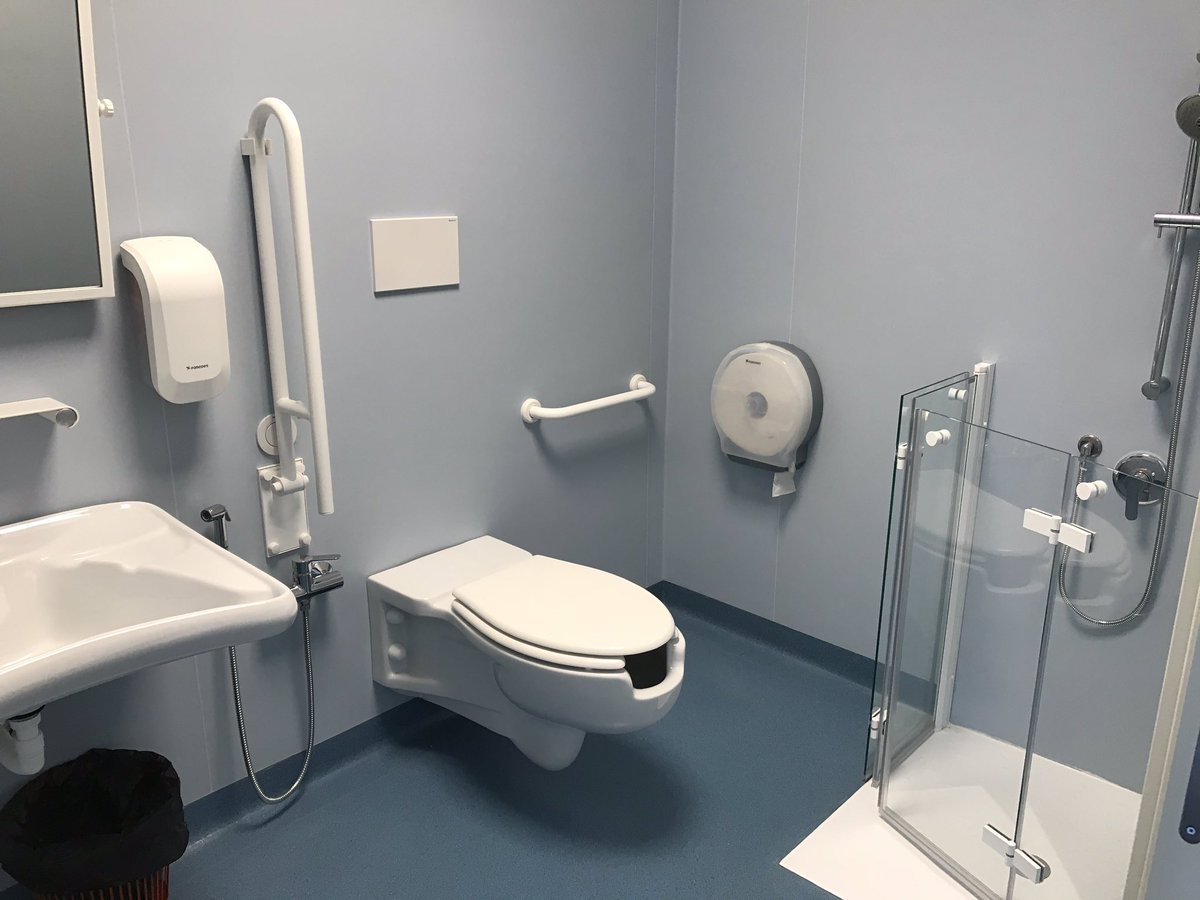 #confort #repartonuovo Inaugurata nuova area chirurgica ospedale S. Andrea. Grazie al contributo di #comunevercelli e #fomdazionecrv dalla crisi del #Covid un’opportunità di sviluppo per migliorare i servizi rivolti alla salute dei cittadini.