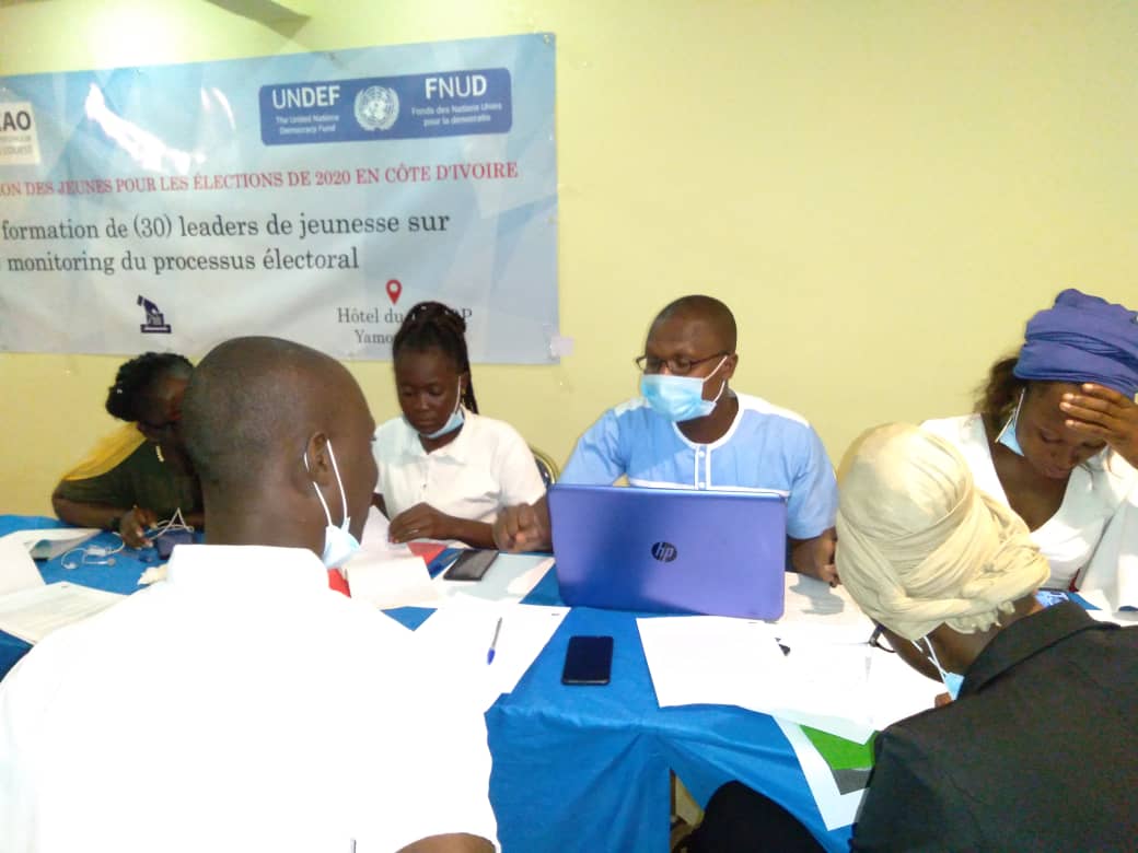 foscaoci's tweet image. #foscaoci
#monitortraining
#Yamoussoukro
#Election2020

Les moniteurs auront pour mission de suivre et de produire des rapports sur la situation sociopolitique dans leur région.