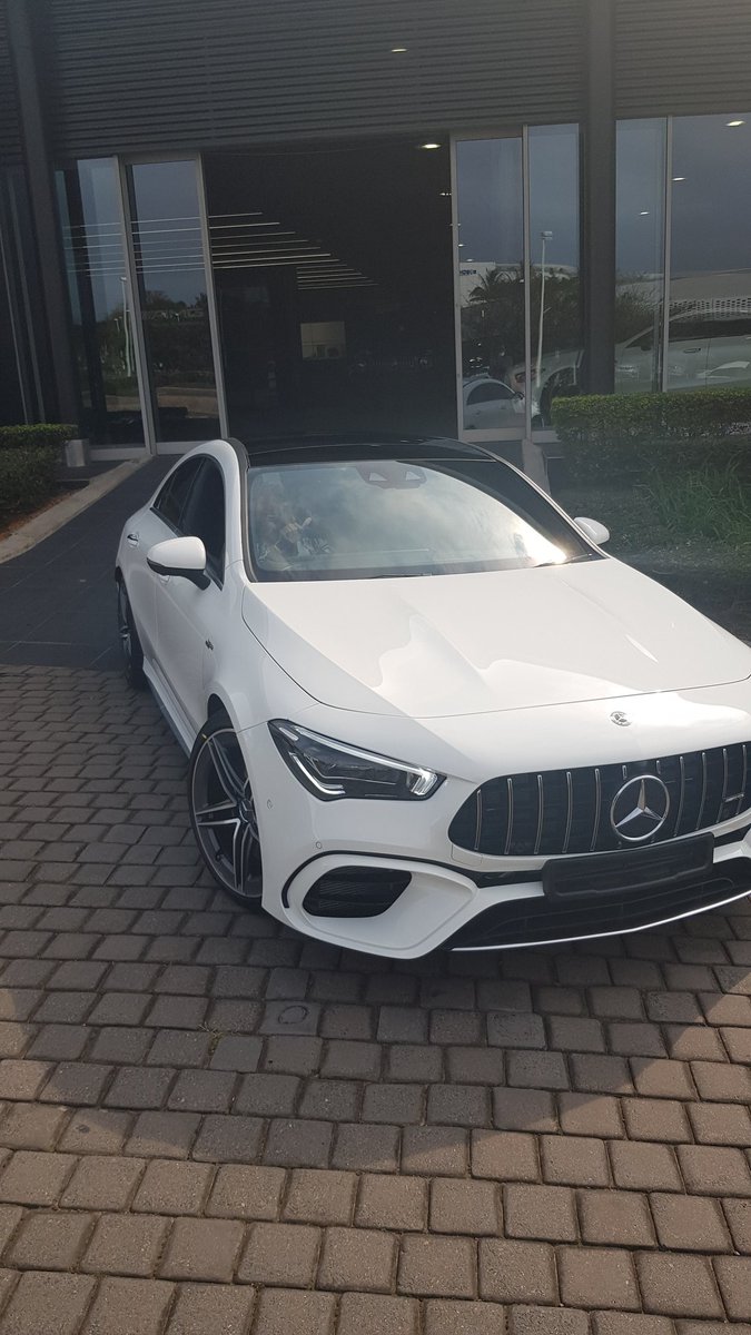 mandymatsinhe's tweet image. When your underground gang says pandemic for who #AMG