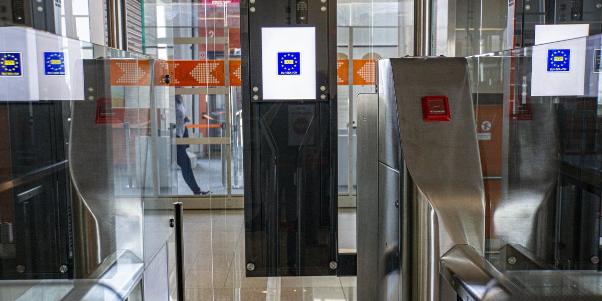 We're getting ready for the future of border control.

The EU is moving forward with implementing various “smart borders” solutions, including the Entry-Exit System (EES). We'll soon be testing technological solutions to make it happen. bit.ly/FX-ees1
