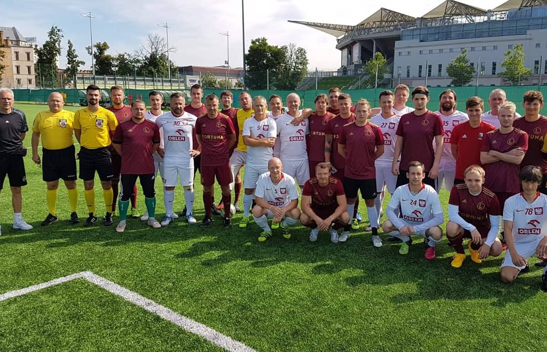 MichalKocieba's tweet photo. Zawsze miło zajrzeć na Łazienkowską 3 💚 #ReprezentacjaDziennikarzy #Orlen #sparing #przed @PZPNPuchar #trenerzy @LegiaSoccer https://t.co/jSCejITanK