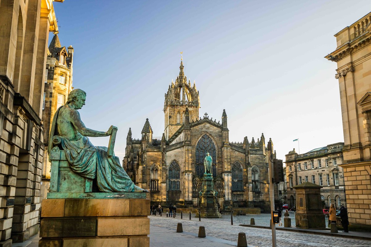 travelbybwd's tweet photo. Next stop on our #AWanderAround #Edinburgh #Scotland is the #RoyalMile with this great view of #StGilesCathedral with the statue of the 18C #Scottish philosopher #DavidHume in the foreground #AWanderAround #Travel #Traveling #TravelPhotography #BWDVacations #TheManInTheFrontSeat https://t.co/HkIWyR325M