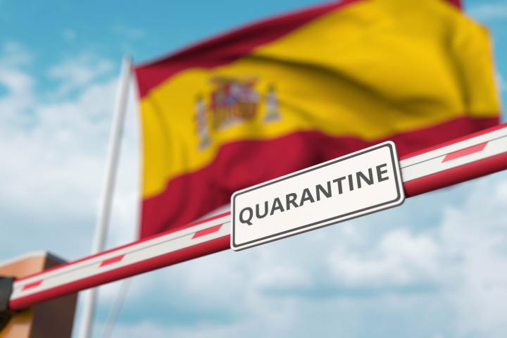 thesafarisource's tweet photo. Achtung - Das spanische Festland steht ab nächstem Samstag (8. August) um Mitternacht auf der Liste der Rückreise-Quarantäneliste des Schweizer Bundesamts für Gesundheit. #schweiz #travelnews #aviation #travel #reisen #COVID19 https://t.co/8Kuj21QkPs