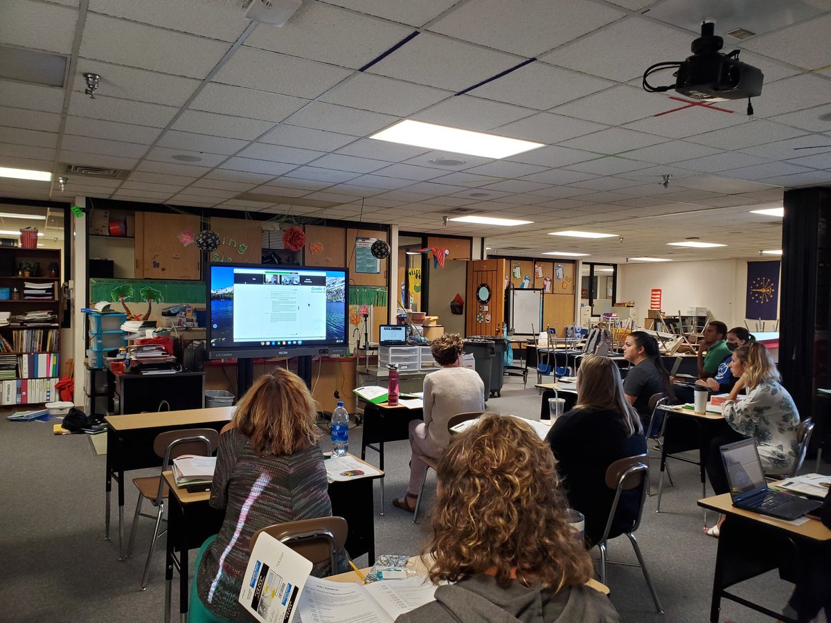 ParkerPanthers0's tweet photo. Parker teachers are training today for our new Social-Emotional Program, Positive Action.  We are building capacity to help our kiddos coming back to school! https://t.co/MM8BuQWwmb