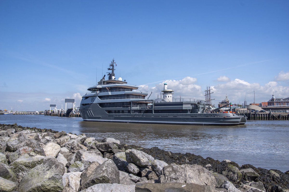 ICONYachts's tweet photo. History met the future in the historic port of Harlingen as the 68m ultimate explorer returned from sea trials on the North Sea in May!
#ICONic #ICON #ICONyachts #yachtbuilder #shipyard #Harlingen #projectragnar #seatrials #yachts #design #yachting #luxury #boats #superyacht https://t.co/BoAIvgNmer