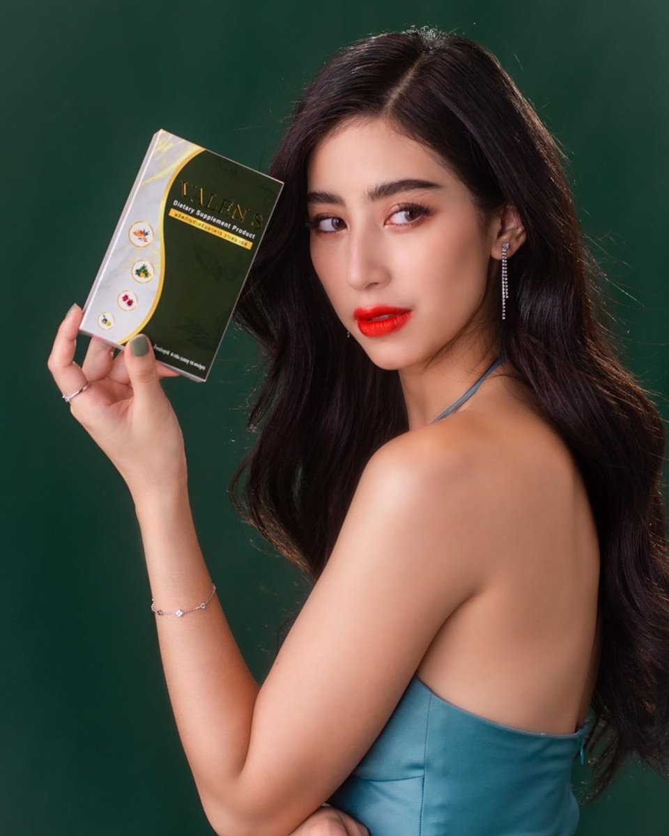 MintChalidabot's tweet photo. VALEN S @Miint_chalida 
by : dreamskin.bynn
#mint_chalida #มิ้นต์ชาลิดา https://t.co/BTJY021ZWi