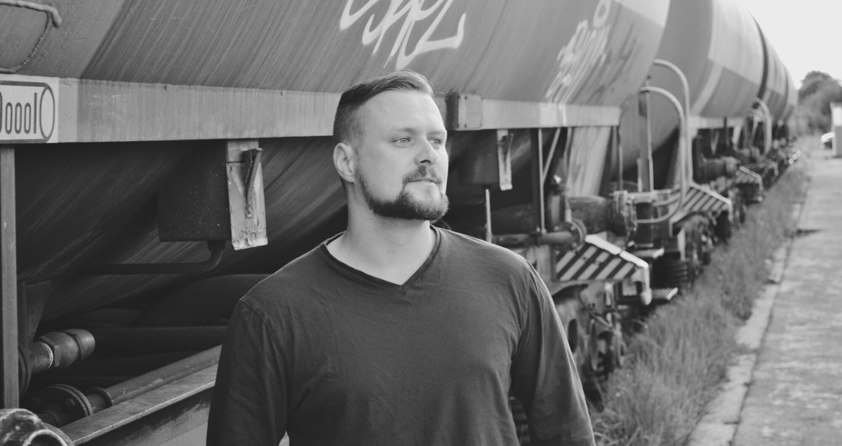 electroradio's tweet photo. Swiss local's tonight w/
19-20 Affensolo
20-21 DJ Padini
21-22 House Rockers
22-23 Phil Berg
Tune in 🎧 https://t.co/WAC5LFNcCT