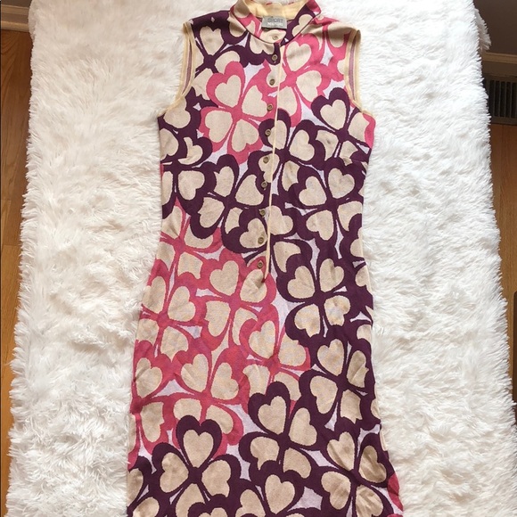 BethMGoldstein's tweet photo. So good I had to share! Check out all the items I'm loving on @Poshmarkapp #poshmark #fashion #style #shopmycloset #tedbakerlondon #missoni #whocutie: https://t.co/lzA69zYJr5 https://t.co/X3TT4V53JE