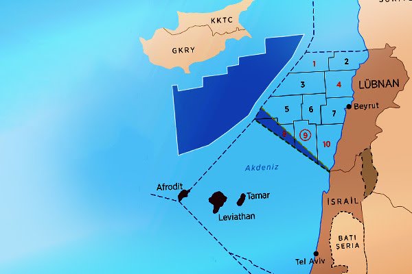 2)İsrail ve Lübnan komşu devlet. Doğalgaz'ın keşfedilmesi ile İsrail-Lübnan çatışması arttı. Deniz sınırı anlaşmazsızlığı başladı. İsrail doğalgazı kendi çıkarıp denize döşediği borularla Güney Kıbrıs'tan Yunanistan'a oradan Avrupa'ya ulaştırmak istiyordu.