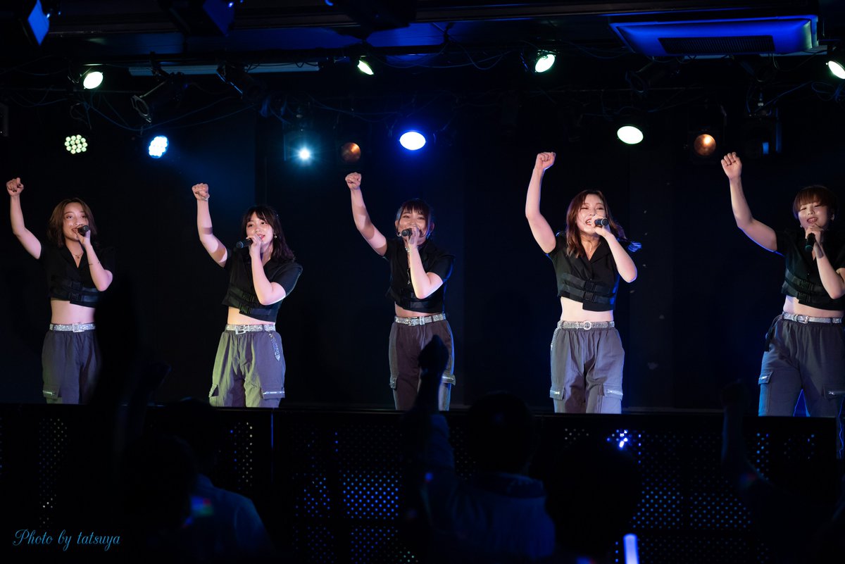 tatsuya_FOX92's tweet photo. 2020.08.04 西永福JAM
Liiiiiberty 5ヶ月ぶりのcomeback。ソーシャルディスタンス中、沸かせたセトリは
#GETOVER
#Liiiiberty
#JustOneStep
#Traveller (新曲)
上記配信中→ https://t.co/zjesemAxBD https://t.co/yElRvsBl6T