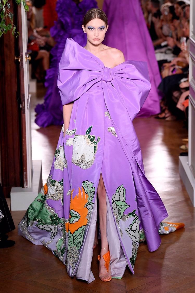 robe violette et anémones - henri matisse