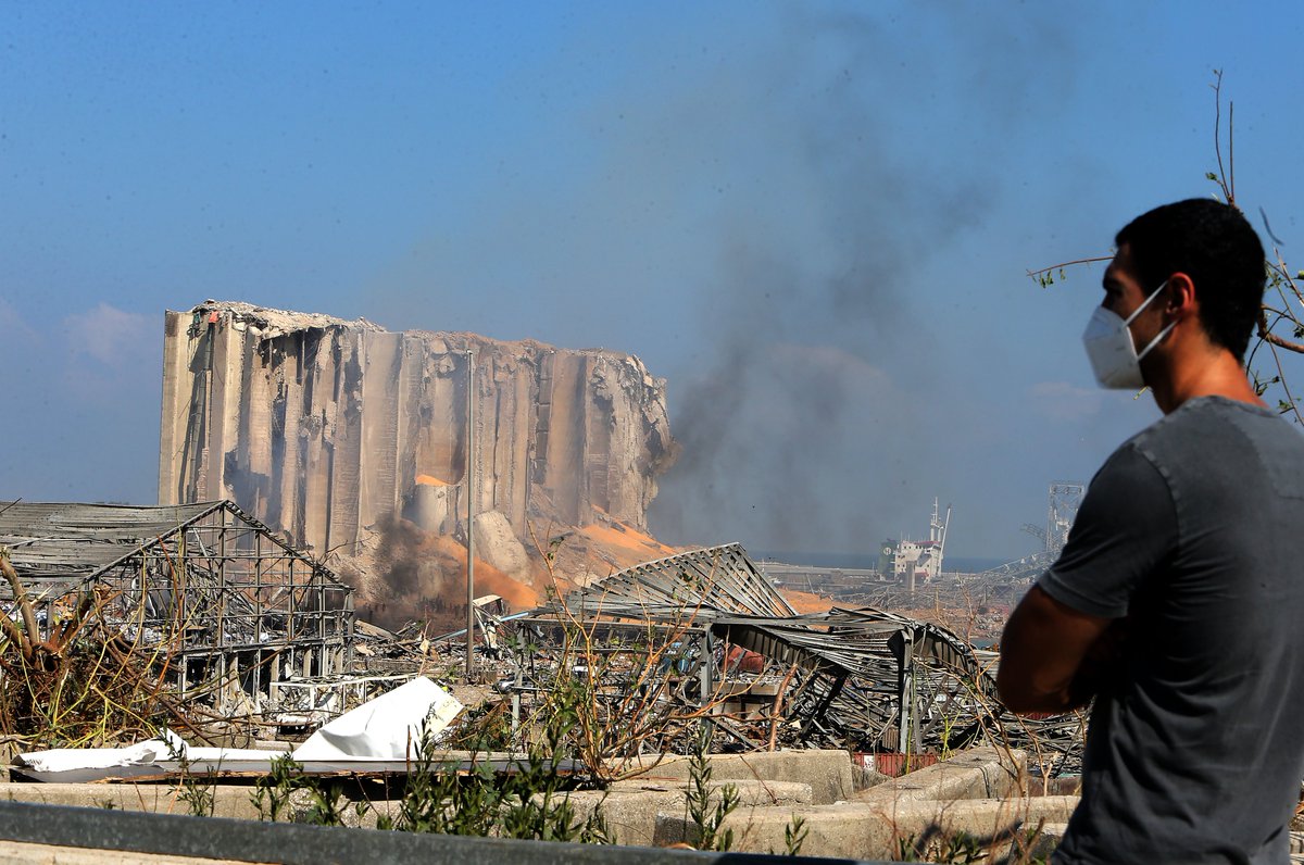 Port officials wrote Lebanon's judiciary 6 times to ask what to do with the ammonium nitrate linked to  #Beirut's blast,  @nytimes reports:"We have been waiting for this to be resolved for 6 years."It is explosive if unsafely stored. Investigators warned of danger 6 months ago.