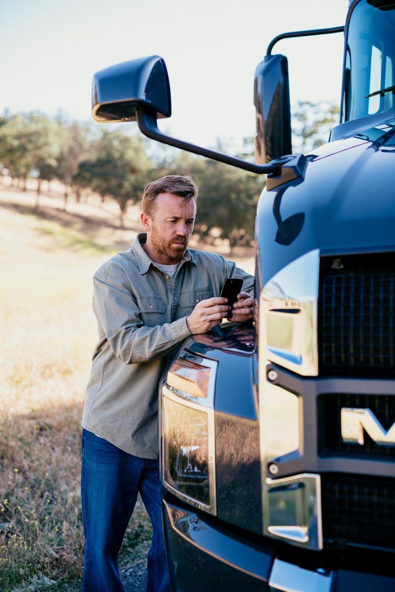 MackTrucks's tweet photo. Drive profitability and gain insights at every turn with #MackConnect. Our open platform sends connected vehicle data directly to your own fleet management software for analysis, so youโre free to use the system of your choosing.
Learn more: https://t.co/QDk8A1kBeT https://t.co/WRx9YiB2Q4