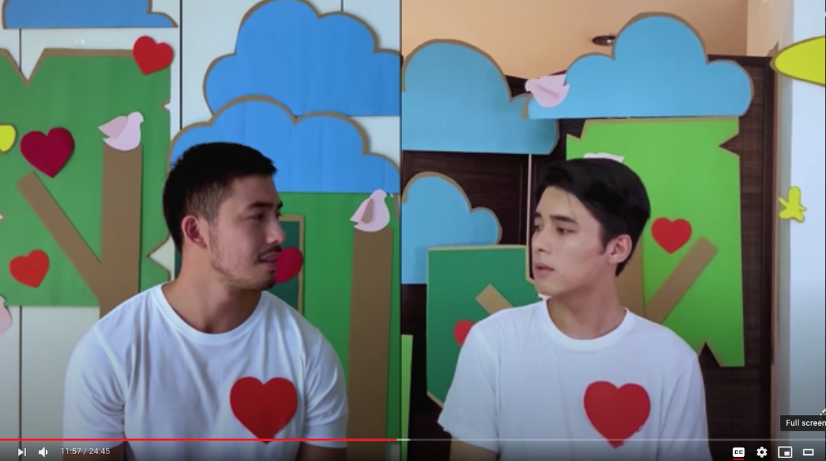 REALLYREVIL's tweet image. this whole sequence got my heart strings all tangled up 😭😭😭😭😭😭😭😭😭😭😭
#HelloStrangerEP7