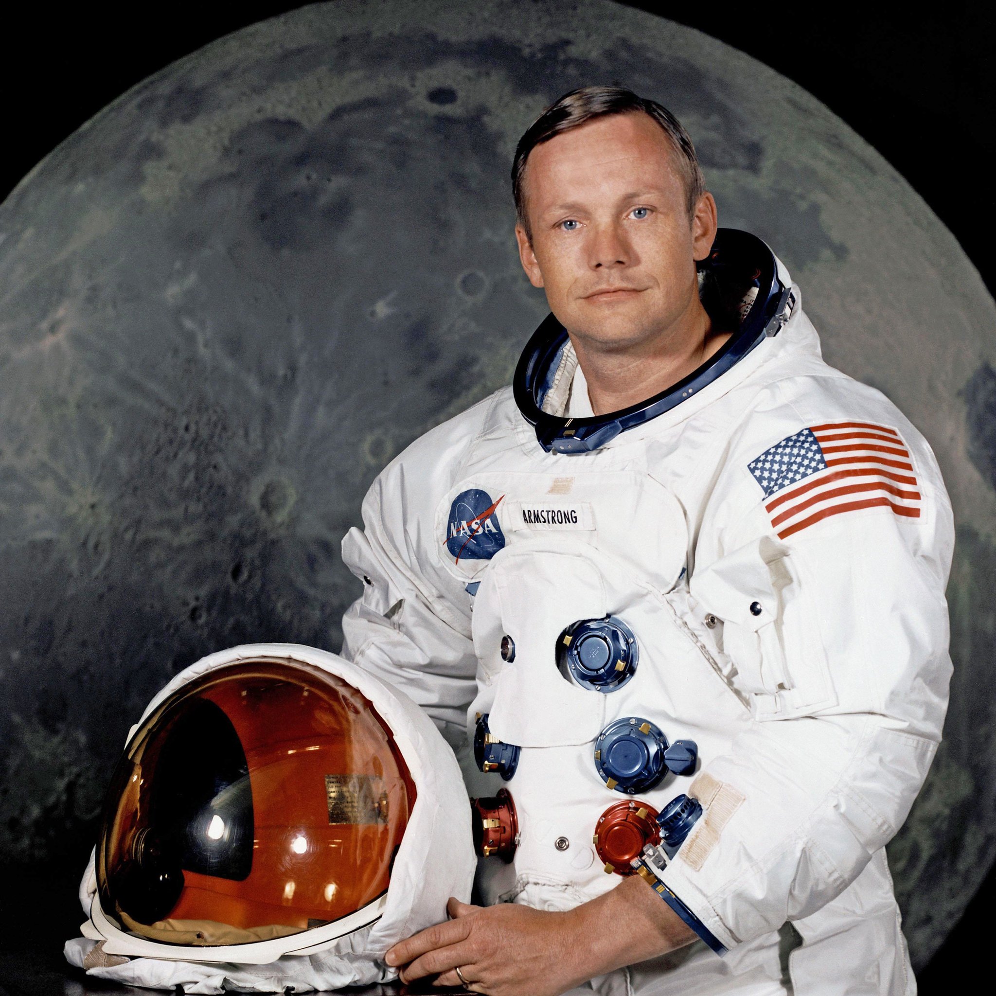 Happy Birthday to the Great Neil Armstrong who would have been 82 years old today!  