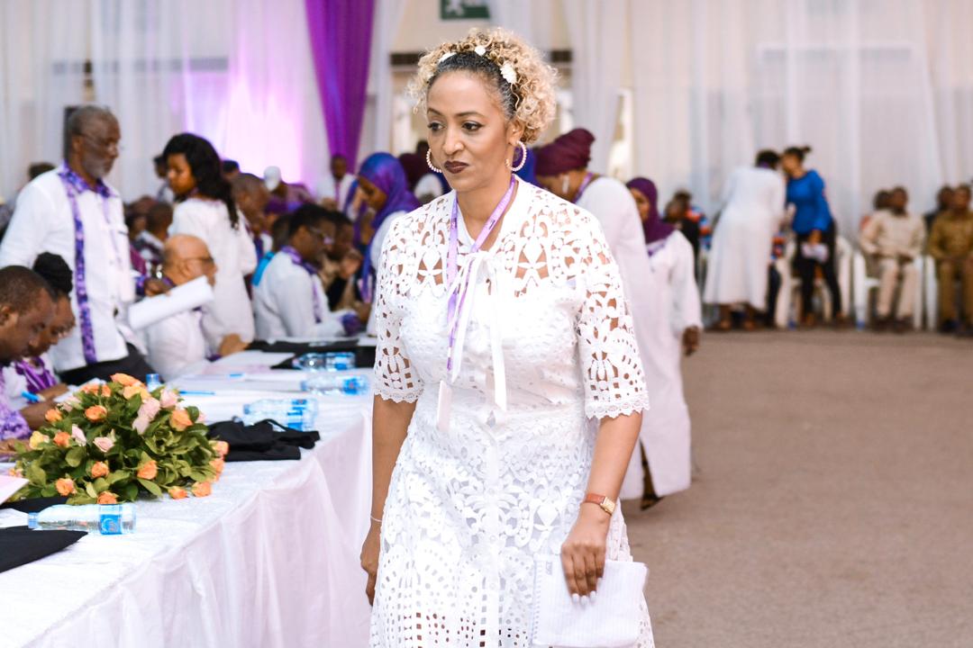 omari_manyama's tweet photo. Nimemsikiliza Shangazi @fatma_karume Kwa Mara Ya Kwanza Leo. Wakipatikana Wakina Fatma Kama 50 Hivi Balaa Lake si La Kitoto. 😕 https://t.co/rLTmzbxXby
